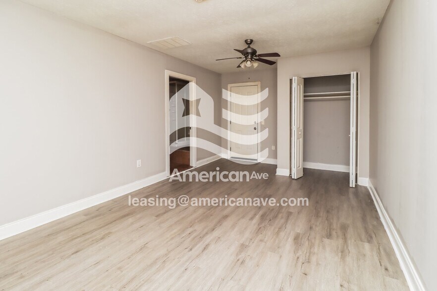 Building Photo - 103 Rolling Hills Blvd