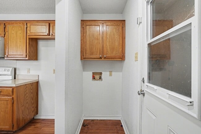 Building Photo - 1507 Lindsey Ln