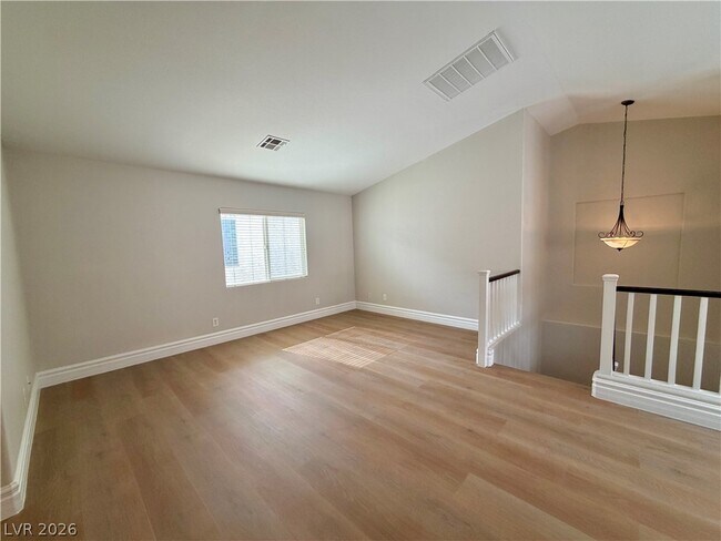 Building Photo - 299 Dogleg Dr