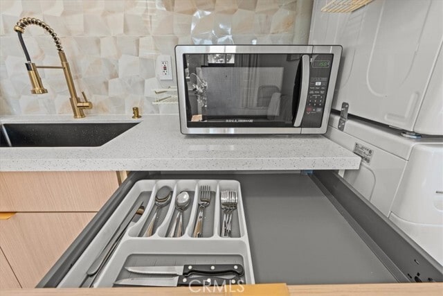 Building Photo - 1095 Bonita St