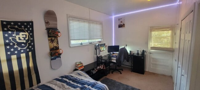 Building Photo - Aug. 2026 Pre-Lease Spacious 5-Bedroom Hom...