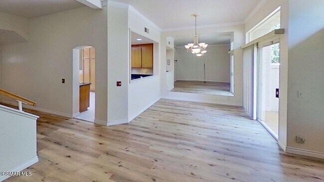 Building Photo - Located in beautiful Wood Ranch, this home...
