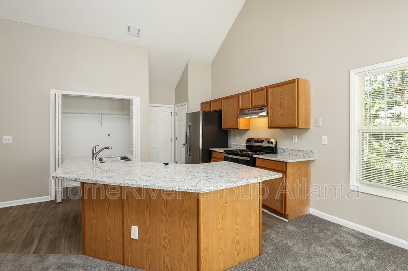 Building Photo - 9108 S Sterling Lakes Dr