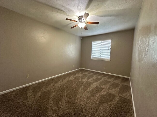 Building Photo - RUBI- 1415 WB