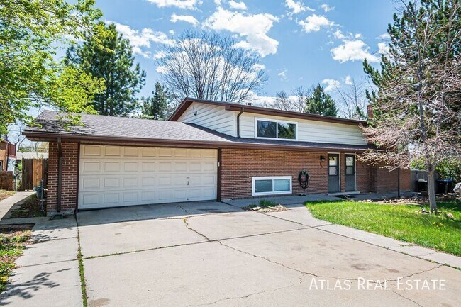 Primary Photo - 9462 W 65th Ave