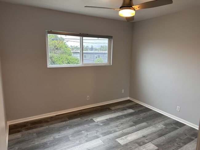 Building Photo - Gorgeously Remodeled Two Bedroom Condo Wit...