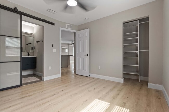 Building Photo - 1815-1812 12th St S