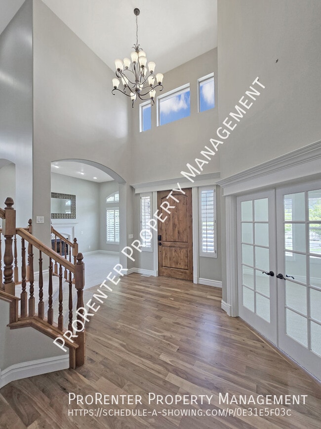 Building Photo - 843 Eaglepointe Dr