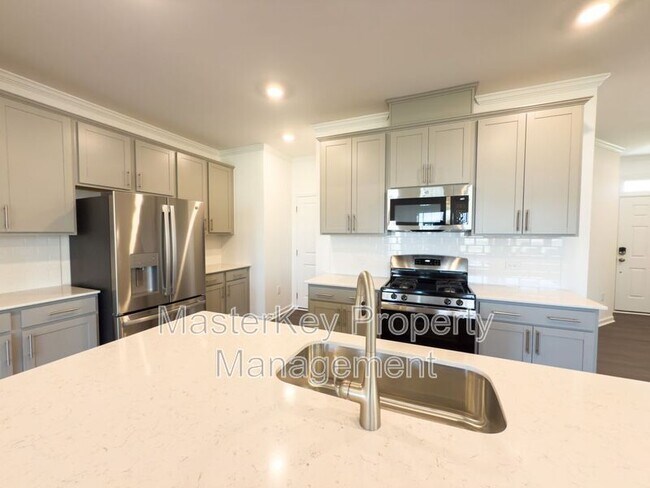 Building Photo - 212 Shingle Oak Rd
