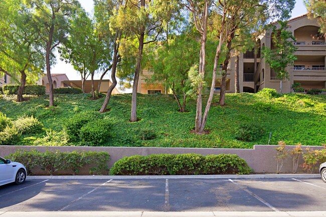 Building Photo - 1980 Las Colinas Cir