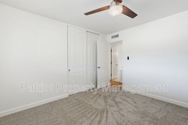 Building Photo - 3701 W Keim Dr