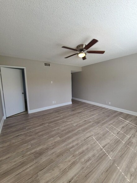 Building Photo - 1460 Windorah Way