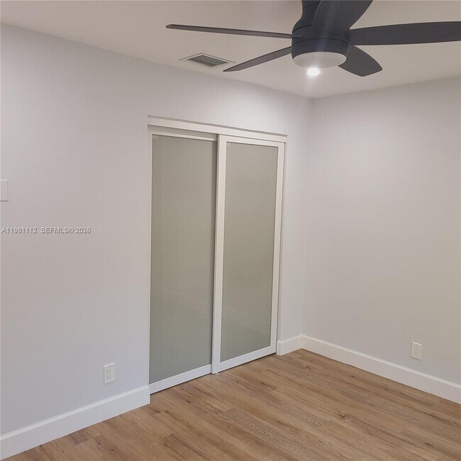 Building Photo - 1504 SW 1st St