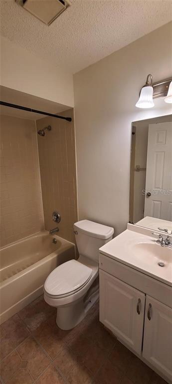 Building Photo - 22 Oxford Ln