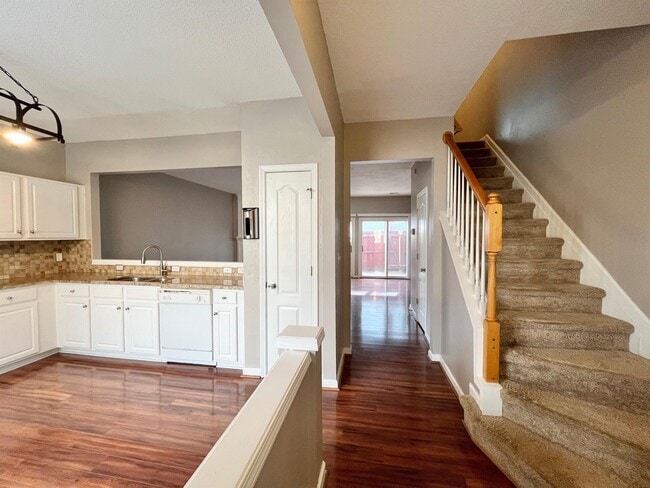 Building Photo - 3928 Elizabeth Glen Way