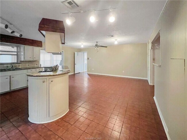 Building Photo - 2606 Melba Cir