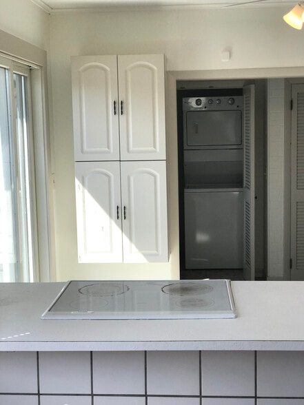 Building Photo - 45 Tiogue Ave