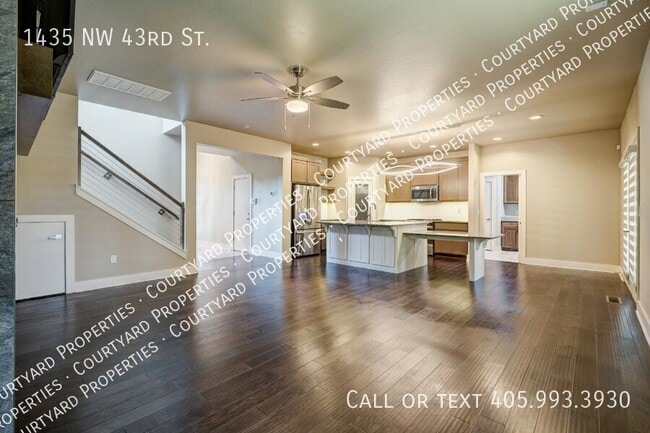 Building Photo - 1435 NW 43rd St