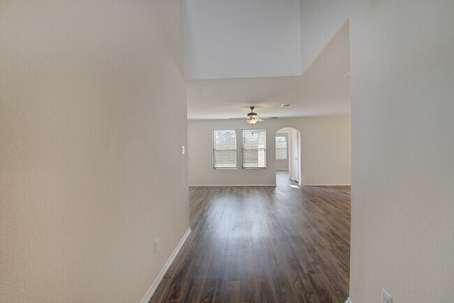 Building Photo - 14408 Mack Wood Trl