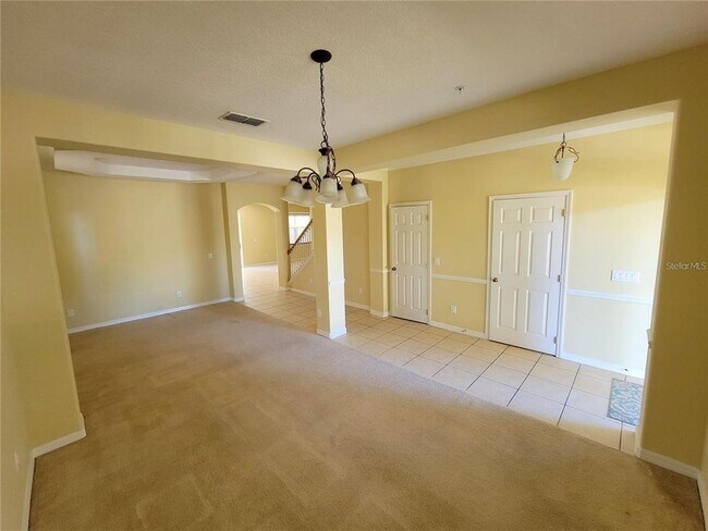 Building Photo - 9722 Moss Rose Way