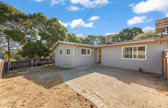 Building Photo - For rent