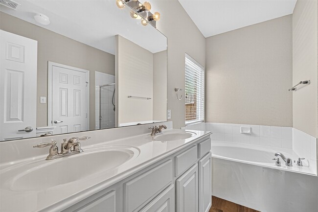 Building Photo - 6023 Lamb Creek