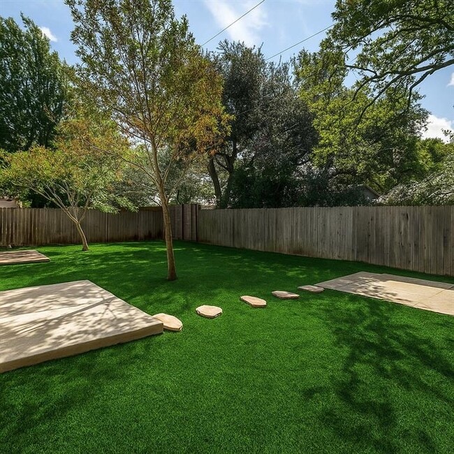 Building Photo - 5507 Porsche Ln