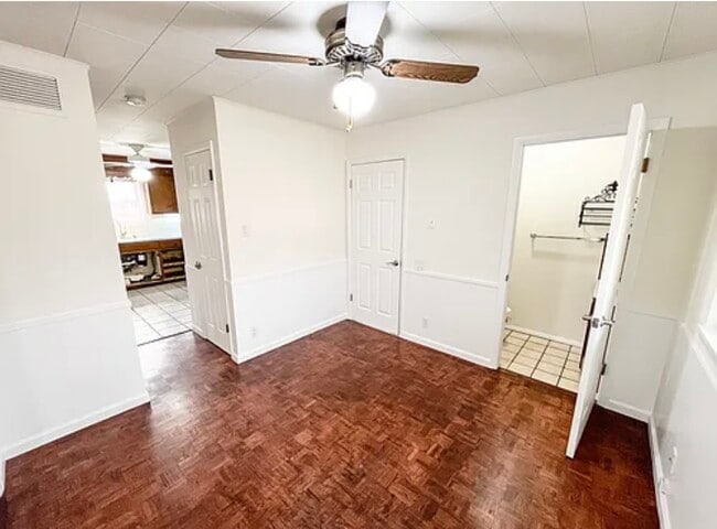 Building Photo - 143 Ramblewood Rd