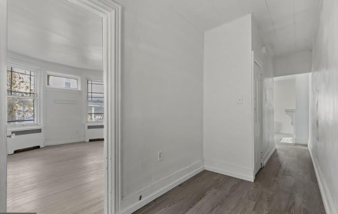 Building Photo - 37 E Stratford Ave