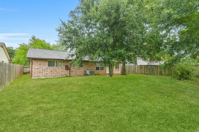 Building Photo - 19334 Wood Village Ln