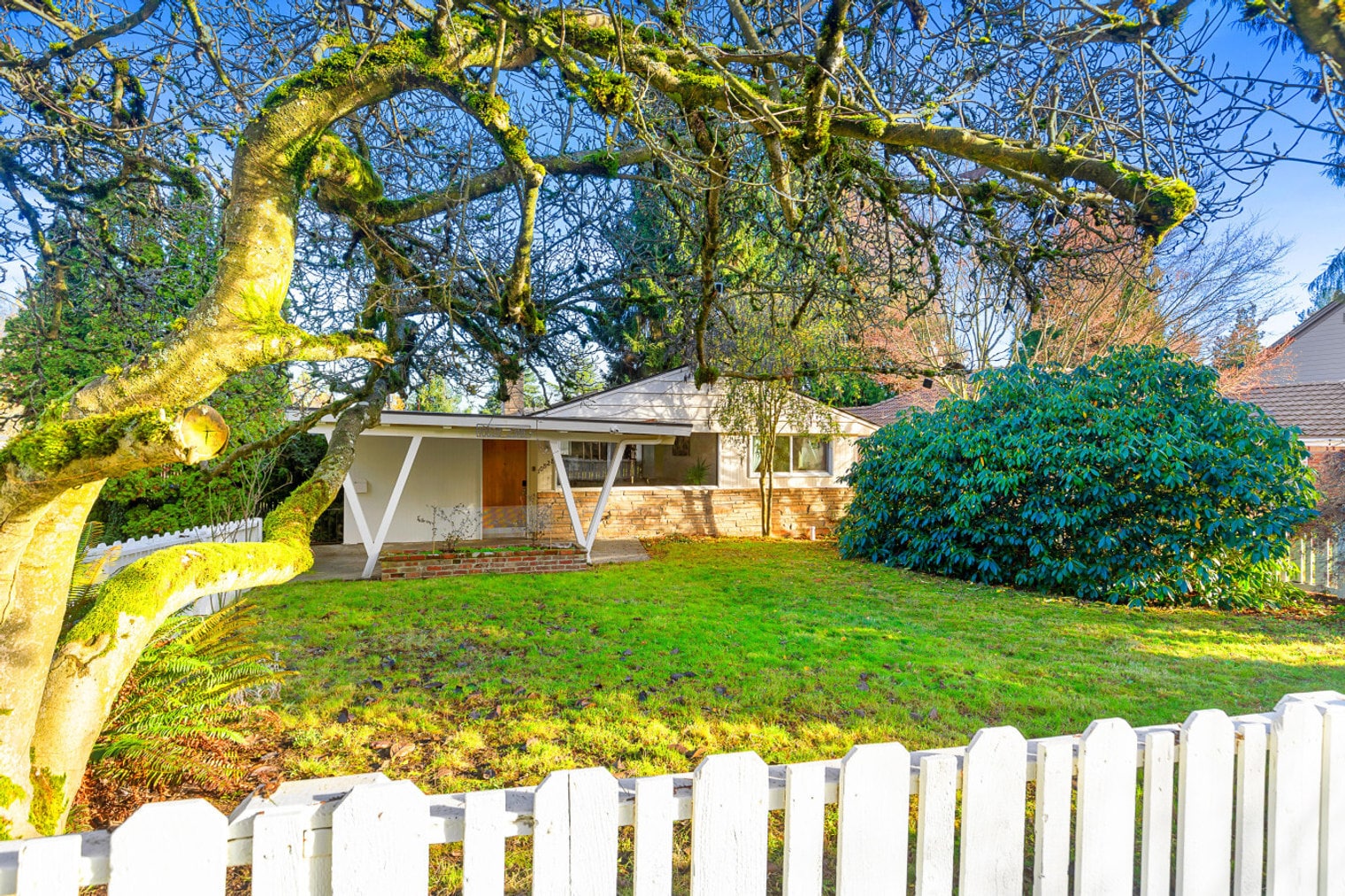 Building Photo - 10828 23rd Ave NE