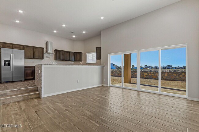 Building Photo - 957 Gulf Streams Ave