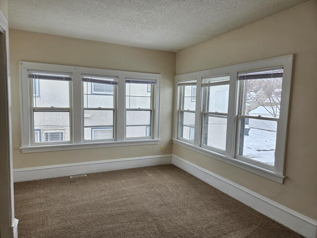 Building Photo - 3623 Fremont Ave N