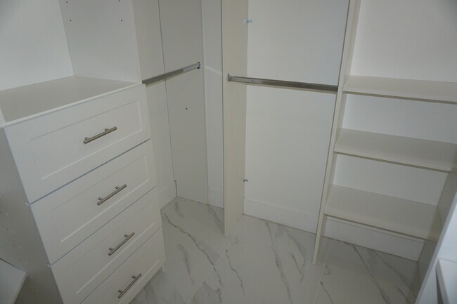 Building Photo - 15614 SW 110th Terrace