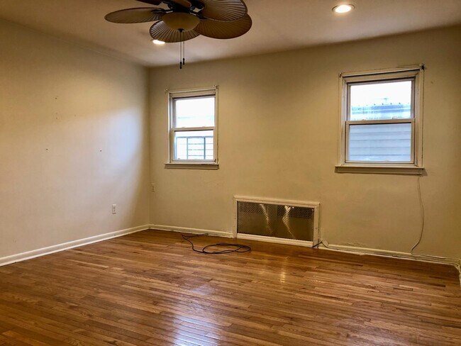 Building Photo - 172 Virginia Ave