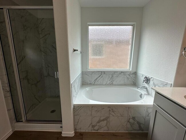 Building Photo - 365 Sonterra Dr