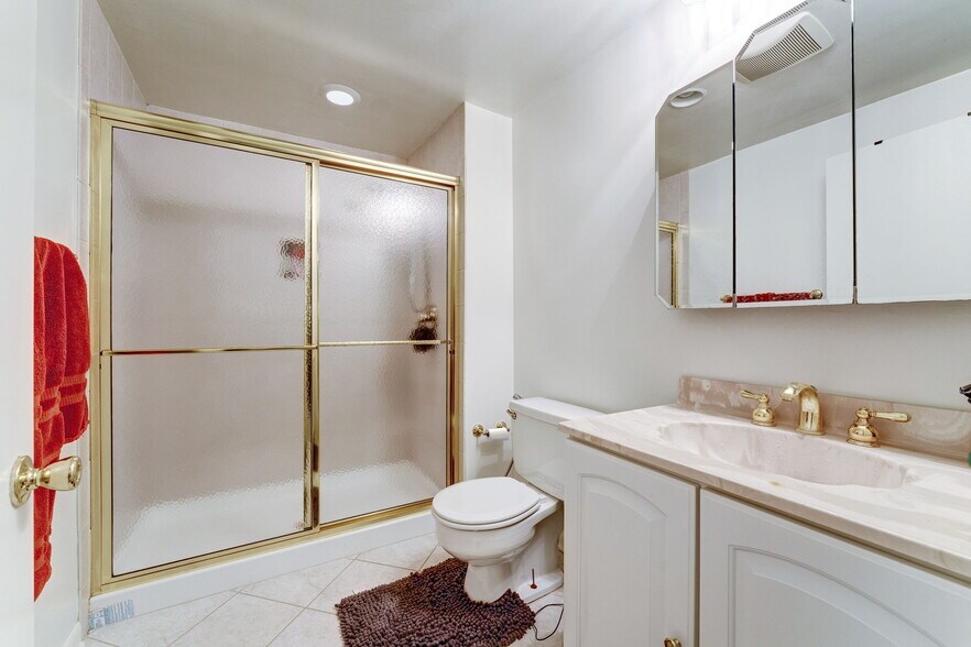 Lower Level full Bath (#4) sports huge shower! - 10108 Donegal Ct