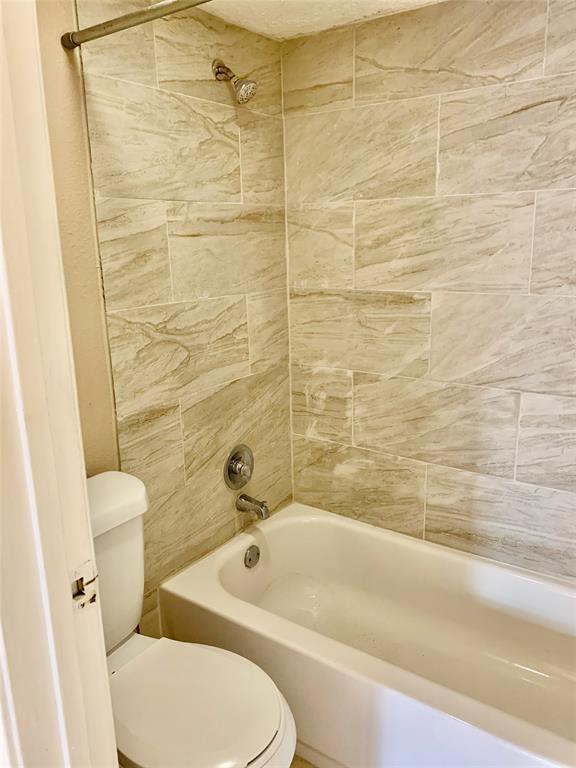 Building Photo - 1900 Bay Area Blvd