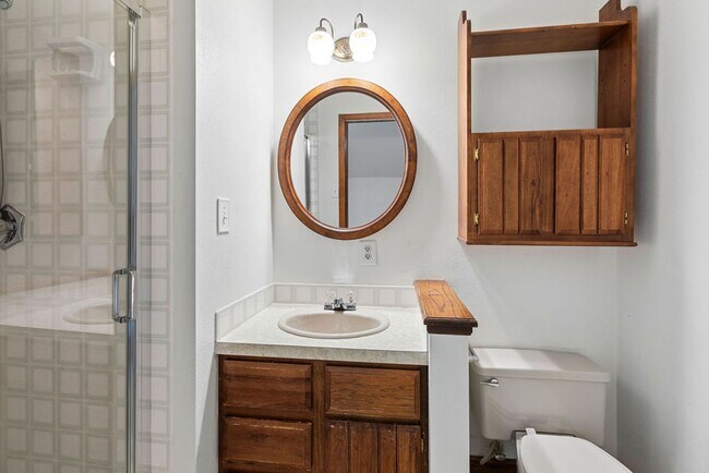 Building Photo - Beautiful 5-Bedroom + Office, 4-Bath Home in Northwest Fort Collins!