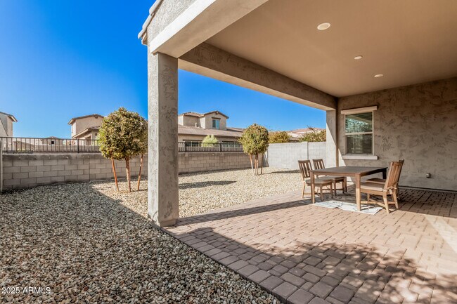 Building Photo - 1882 N 140th Dr