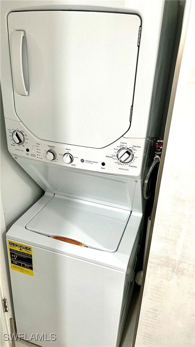 Building Photo - 53 High Point Cir W