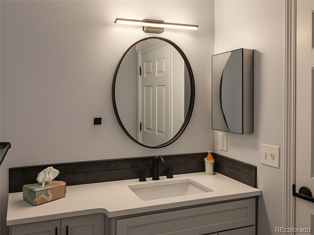 Building Photo - 17053 E Tennessee Dr