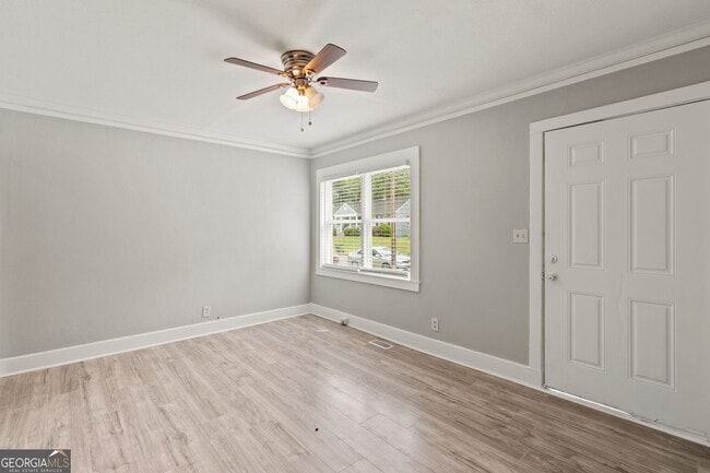 Building Photo - 181 Holderness St SW