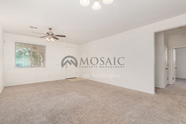 Building Photo - 904 E Euclid Ave