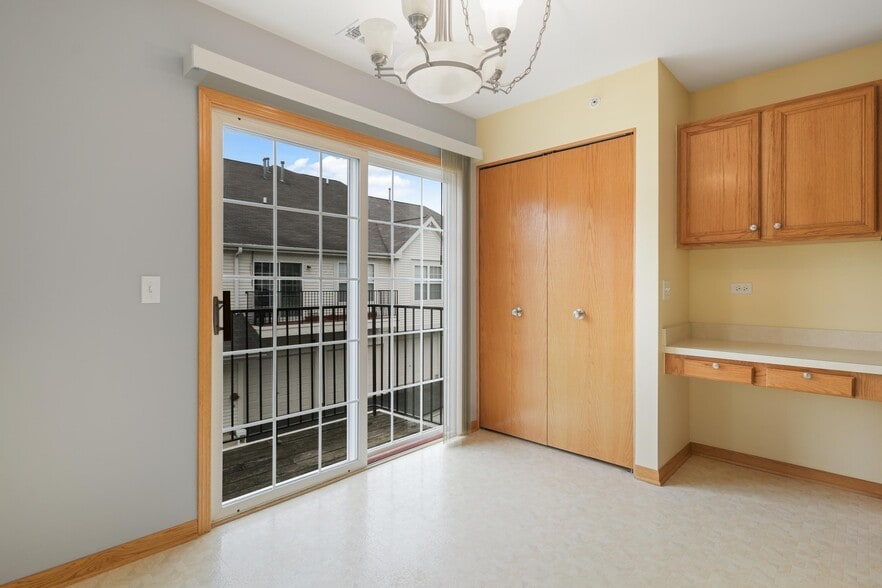 Building Photo - 680 Mill Cir