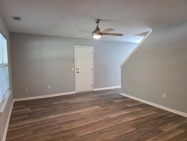 Building Photo - Low Country Home in Rincon with Fenced Backyard!