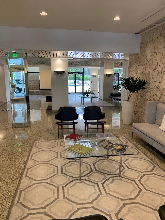 Building Photo - 780 NE 69th St