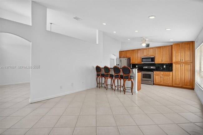 Building Photo - 10624 Plainview Cir