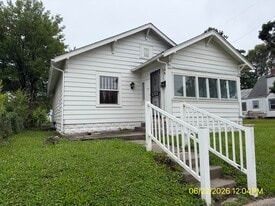 Building Photo - 1203 E 27th St