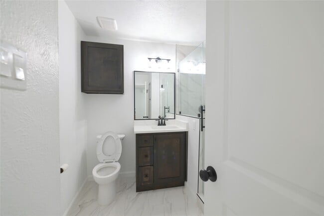 Building Photo - 20235 Blue Juniper Dr